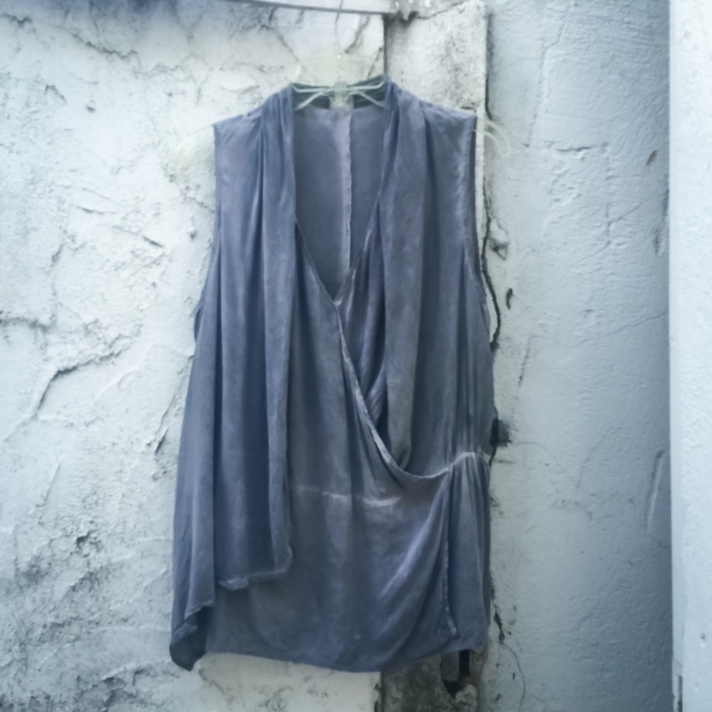 Elegant Draped Gray Converse Top